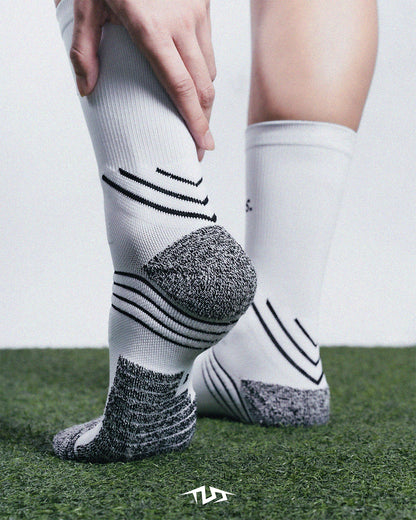 TLSS STRIKER THIN ANTI-SLIP MID-CALF TRAINING SOCKS