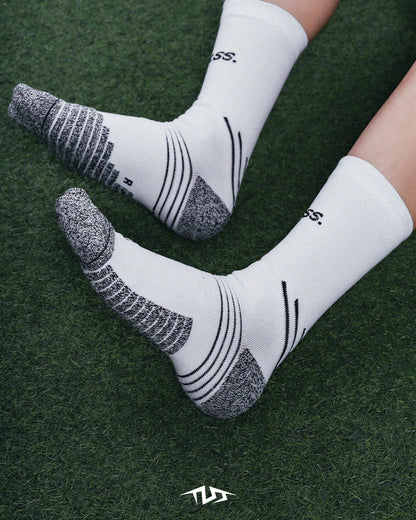 TLSS STRIKER ANTI-SLIP MID-CALF TRAINING SOCKS